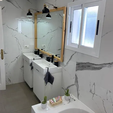 Casa Las Cuestas Tías
