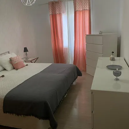 Casa Las Cuestas 度假居 蒂亚斯